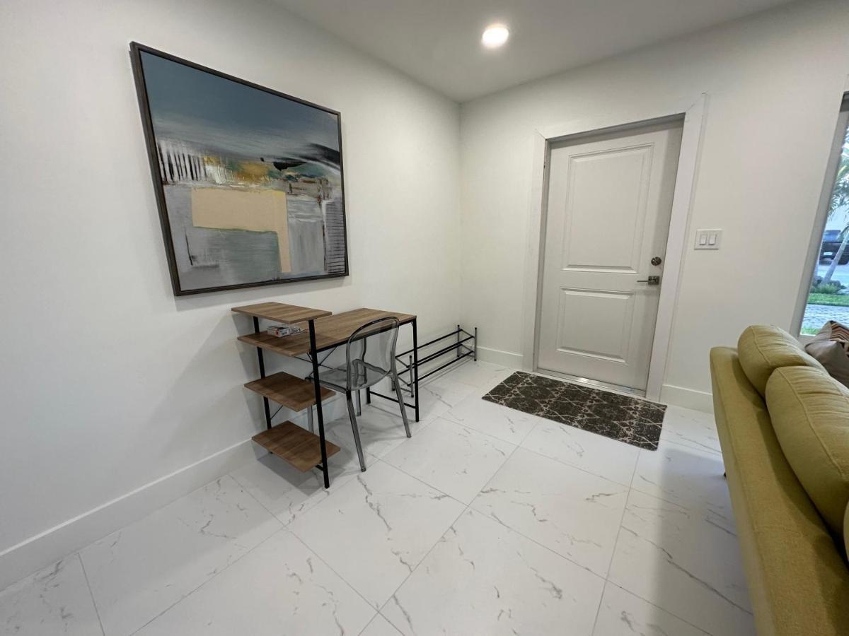 The Sun House - 3 Bed, 2 Bath, Private Pool, Fire Pit, Huge Backyard Fort Lauderdale Exterior foto