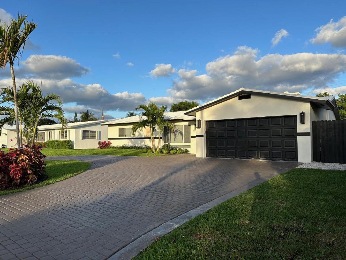 The Sun House - 3 Bed, 2 Bath, Private Pool, Fire Pit, Huge Backyard Fort Lauderdale Exterior foto